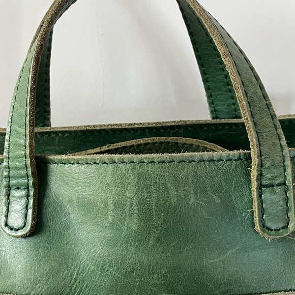 Portland Leather Goods Medium Zipper Crossbody Bag in Cowboy Mint Green - Picture 11 of 16